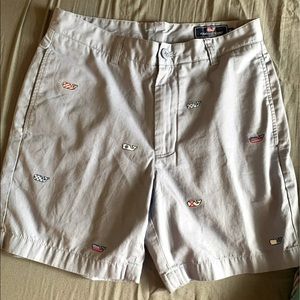 Men’s vineyard vines shorts size 30